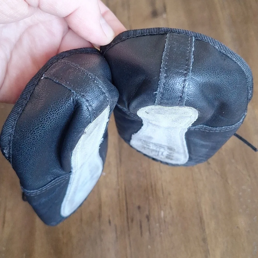 Theatricals Black Kids Ballet Shoes Size 10.5M